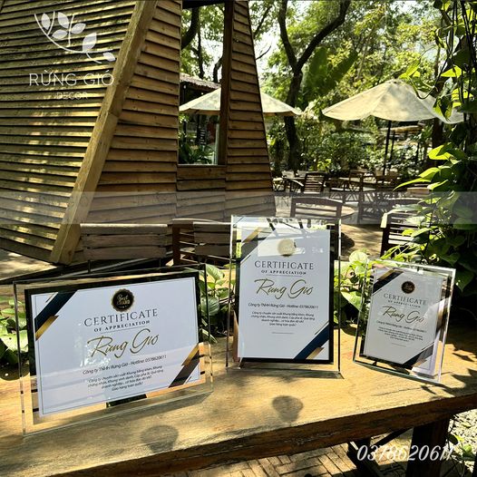 Khung bằng khen kính tràn để bàn cỡ A5 (15×21)